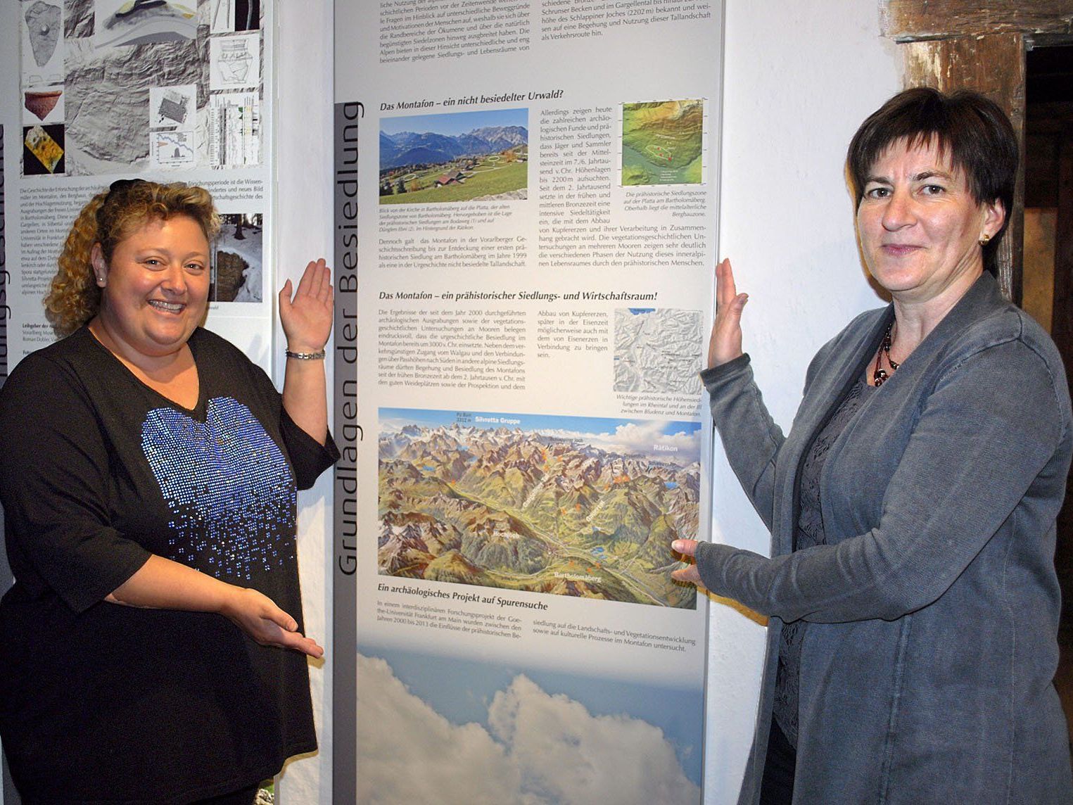 Am Nationalfeiertag informierten Klaudia Mathies und Brigitte Frast über das 350 Jahre alte Haus und die Ausstellung. Am Nationalfeiertag informierten Klaudia Mathies und Brigitte Frast über das 350 Jahre alte Haus und die Ausstellung.
