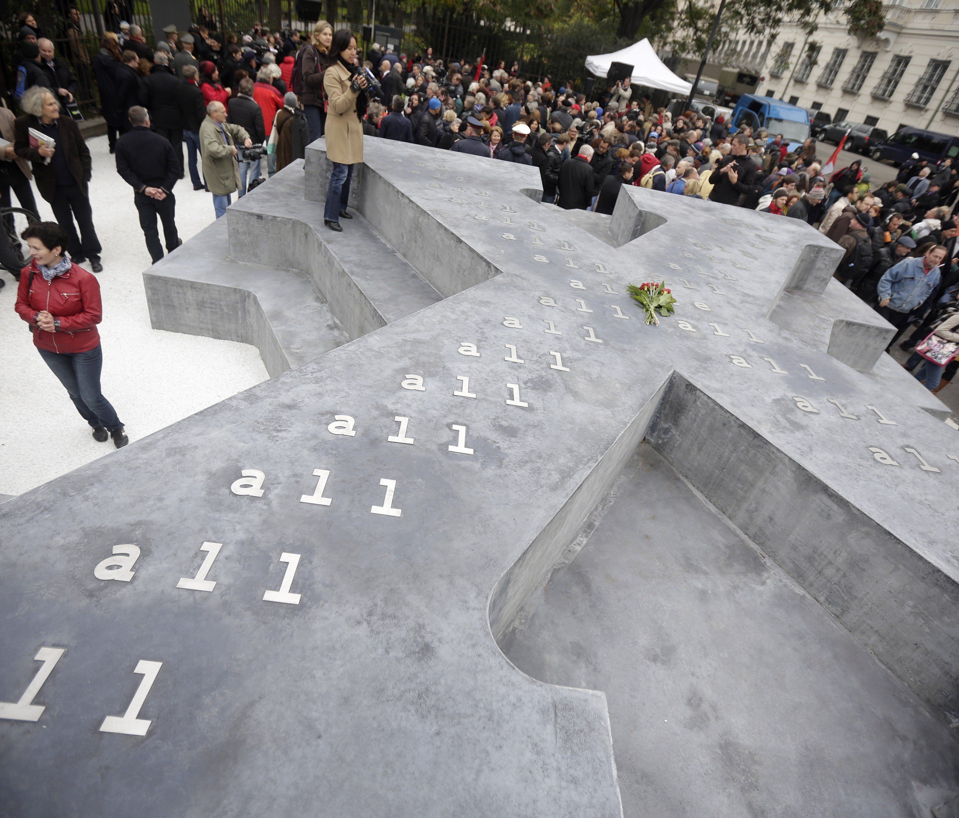Denkmal für Wehrmachtsdeserteure in Wien eröffnet Denkmal für Wehrmachtsdeserteure in Wien eröffnet