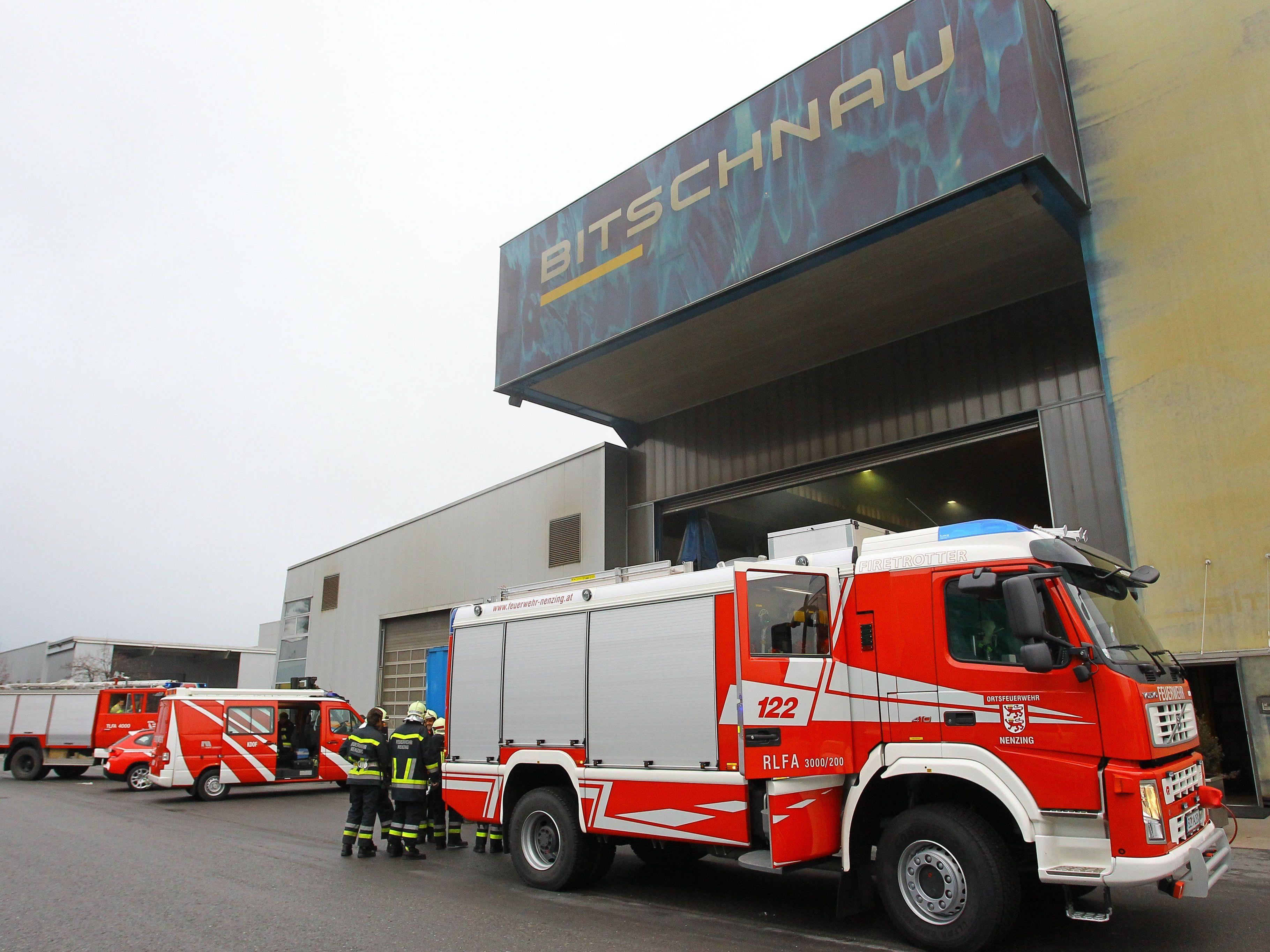 Feuer am Dach beim Stahl- und Anlagenbauunternehmen Bitschnau GmbH.