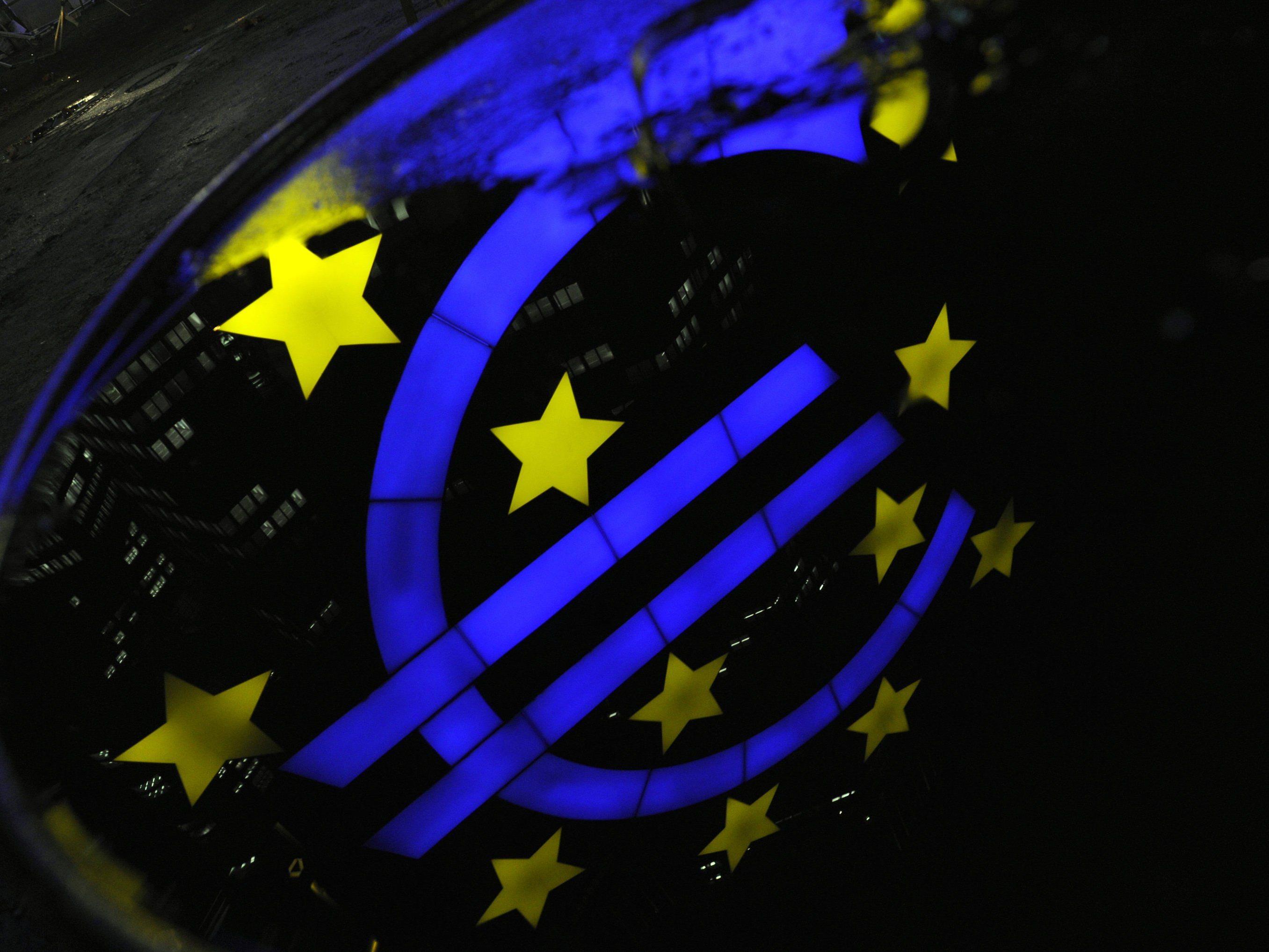 EZB muss sich vor EuGH wegen des Programms zum Ankauf von Staatsanleihen rechtfertigen