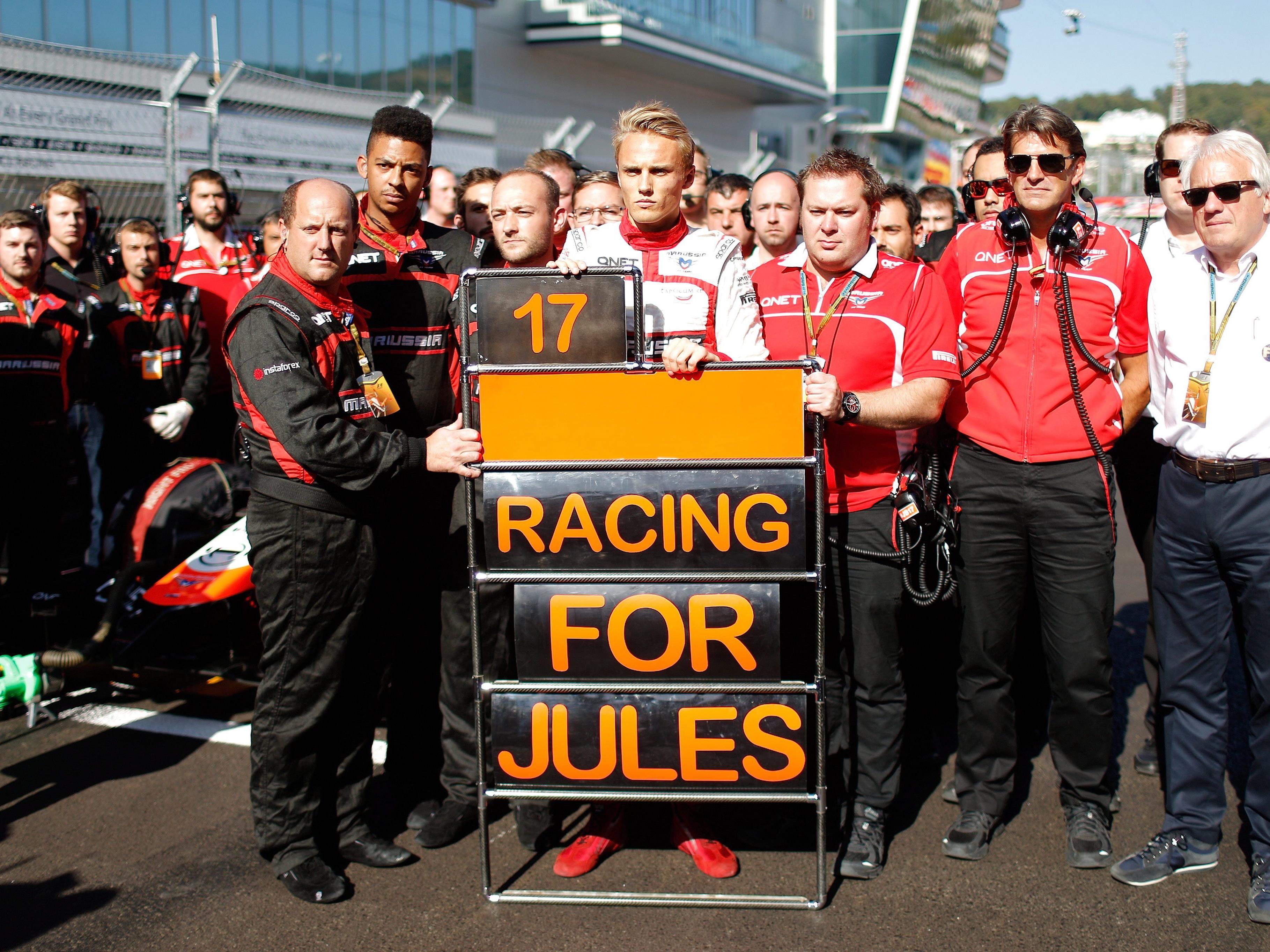 Die Formel-1-Teams zeigen ihre Anteilnahme am Unfall von Jules Bianchi.