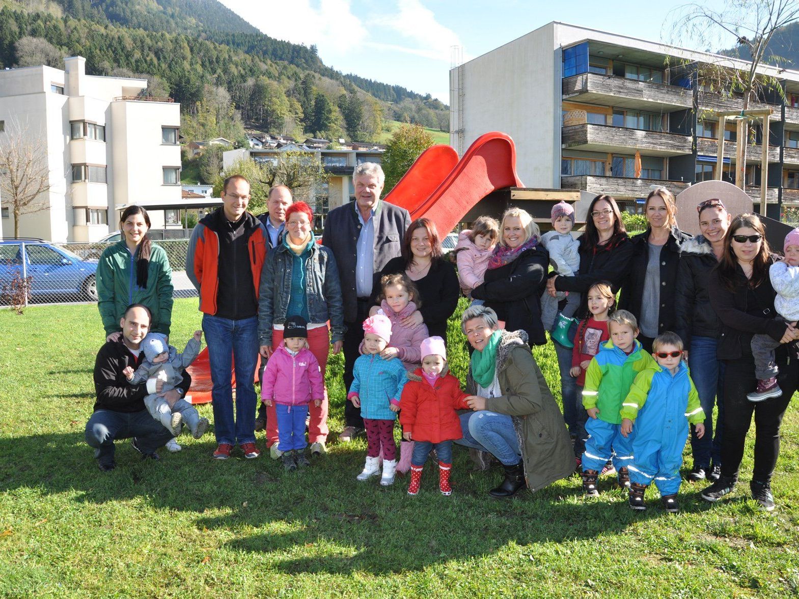 Der neue Spielplatz im Bludenzer Unterfeld wurde am vergangenen Freitag eröffnet. Der neue Spielplatz im Bludenzer Unterfeld wurde am vergangenen Freitag eröffnet.