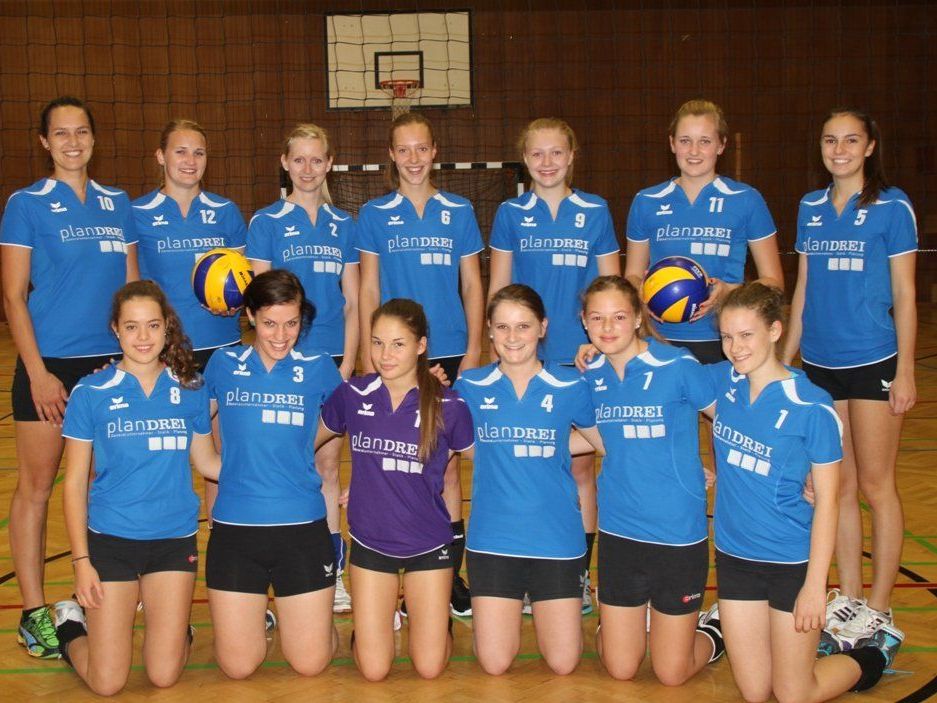 Die Egger Volleyballdamen pritschen und baggern von nun an in der 1. Landesliga. Die Egger Volleyballdamen pritschen und baggern von nun an in der 1. Landesliga.