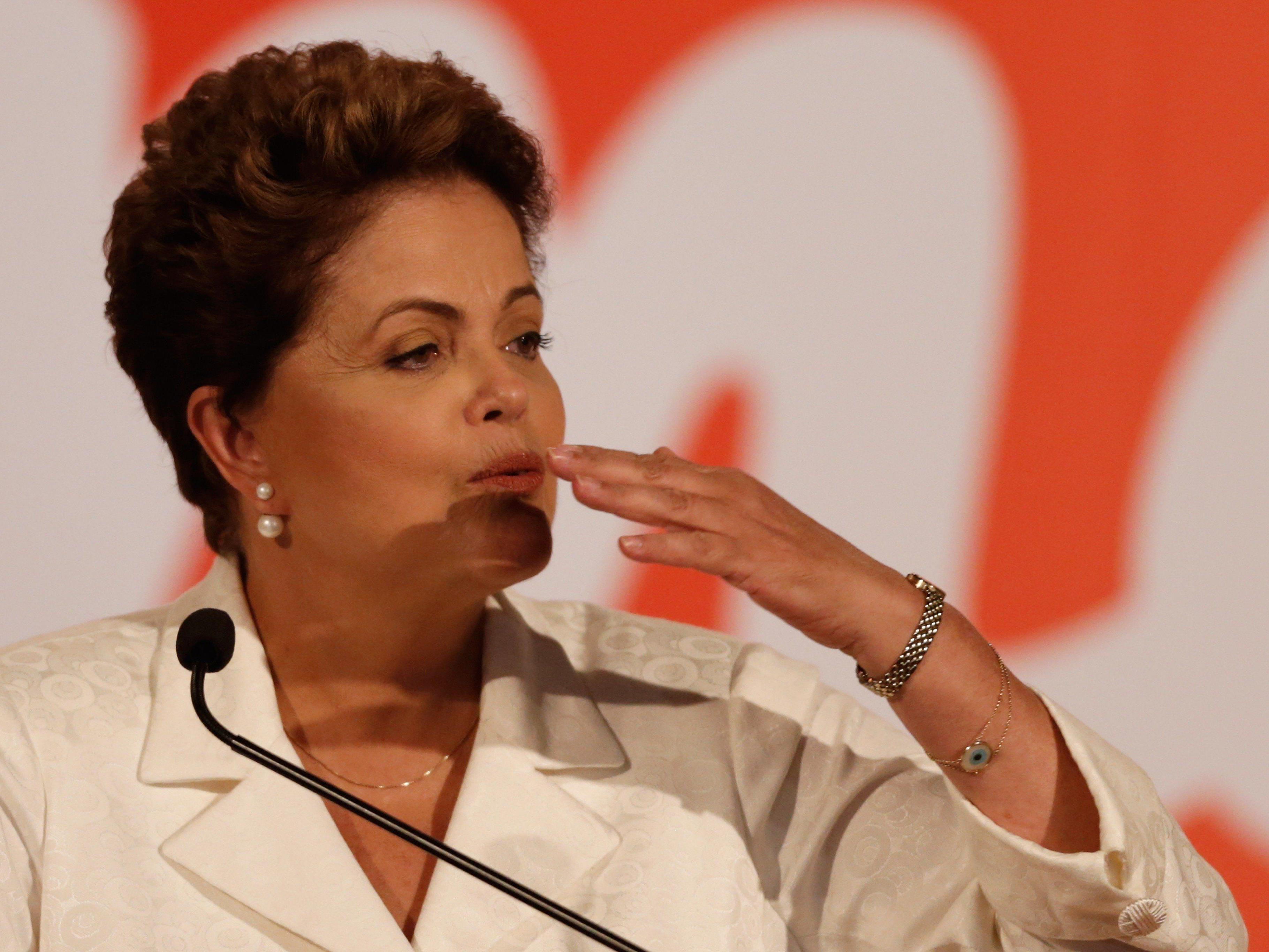 Wahlbehörde: Staatschefin Rousseff tritt am 26. Oktober gegen Neves an
