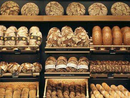 Die Bäckerei produziert 24 Stunden für Betriebe und öffentliche Einrichtungen frisches Brot und Gebäck.