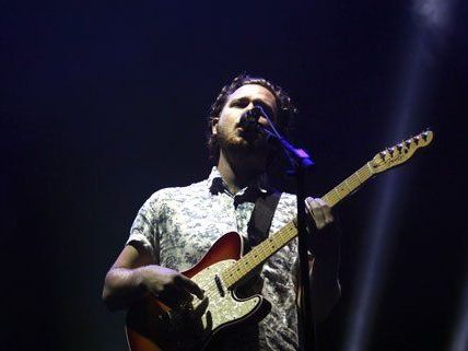 Im Februar 2015 spielen Alt-J live im Wiener Gasometer. Im Februar 2015 spielen Alt-J live im Wiener Gasometer.