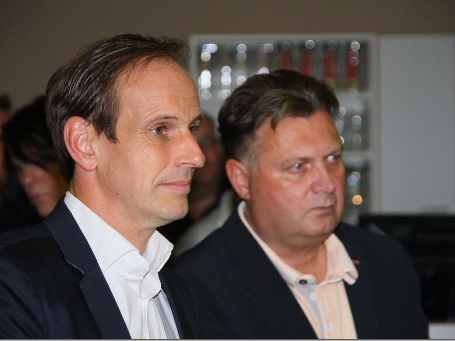 Landesrat und FPÖ-Klubobmann Dieter Egger und Sportstadtrat Friedl Dold wohnten den Feierlichkeiten bei.