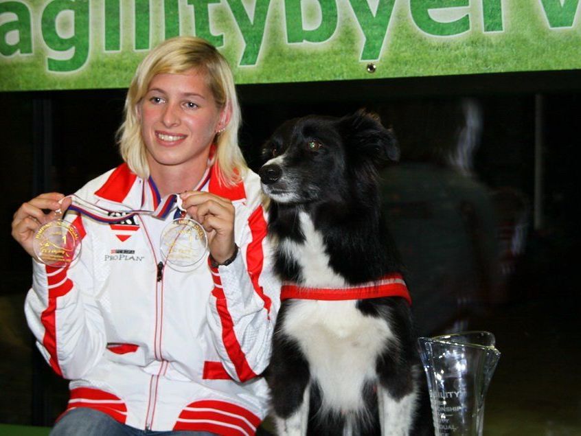 Die Rankweilerin Lisa Frick wurde zum vierten Mal Agility-Weltmeisterin. Die Rankweilerin Lisa Frick wurde zum vierten Mal Agility-Weltmeisterin.