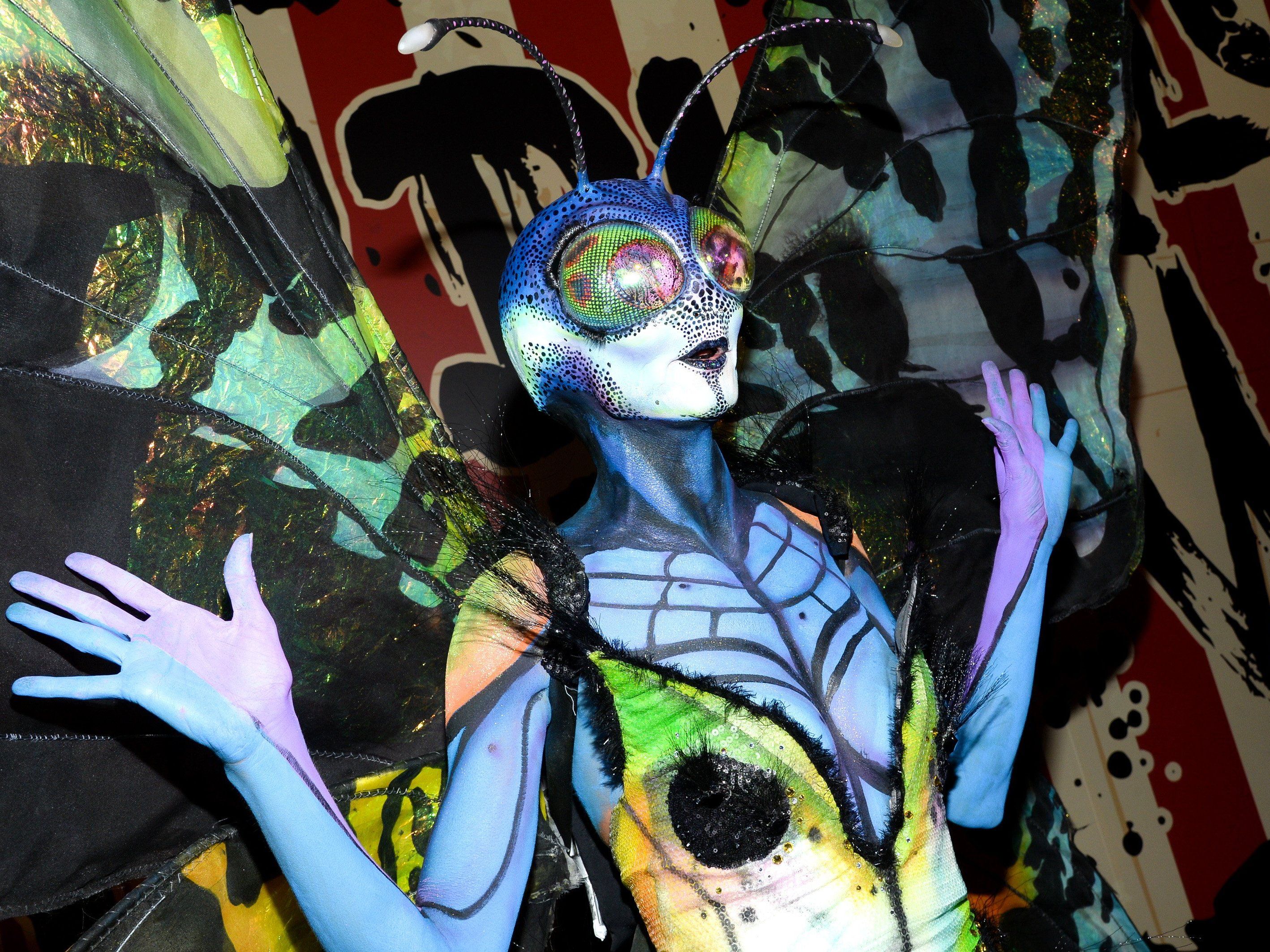 Heidi Klum als Schmetterling bei ihrer bereits 15. Halloween-Party in New York. Heidi Klum als Schmetterling bei ihrer bereits 15. Halloween-Party in New York.