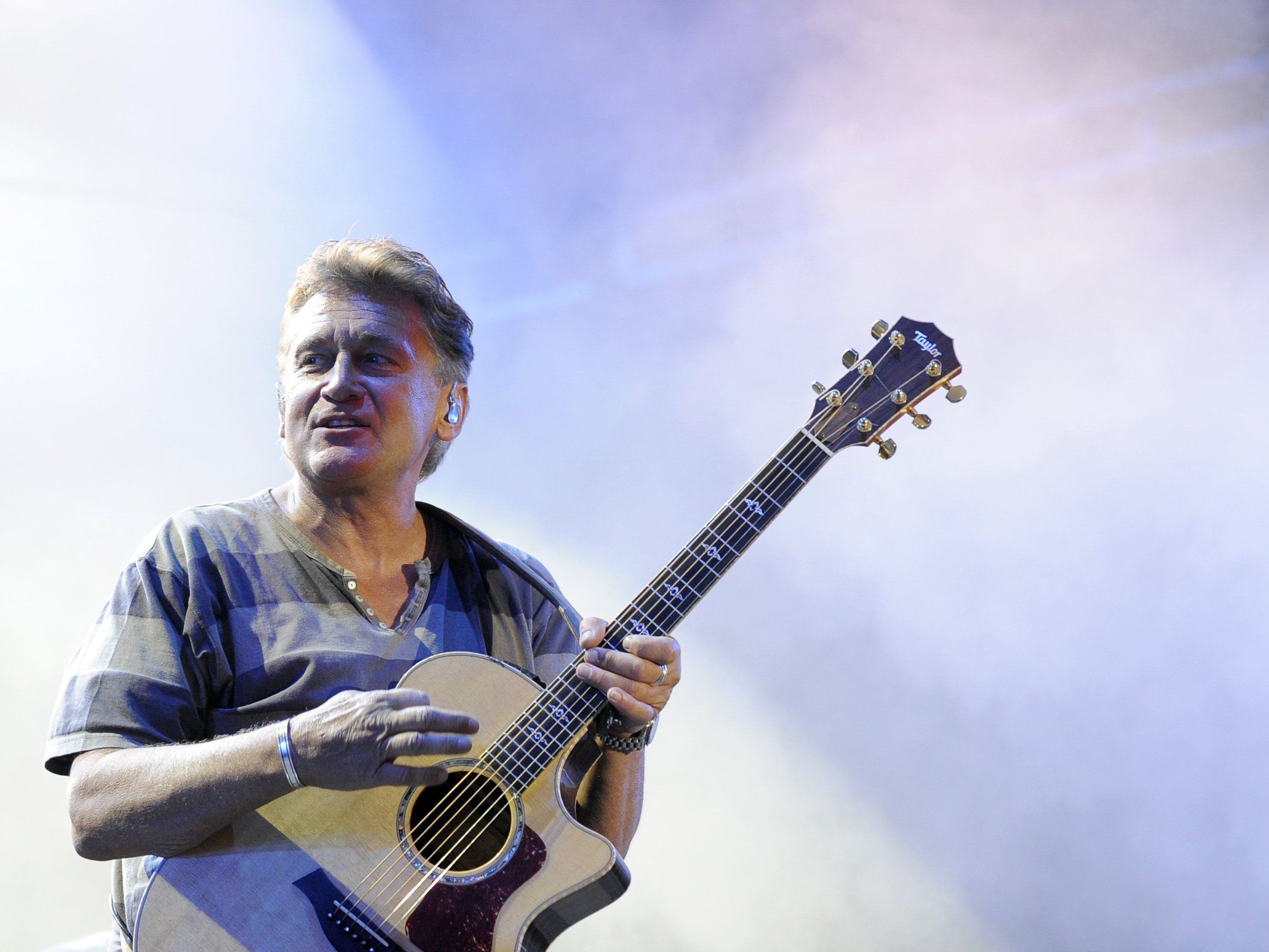 Fendrich kündigte sein neues Album für Anfang November an - pünktlich zu seinem 60. Geburtstag Fendrich kündigte sein neues Album für Anfang November an - pünktlich zu seinem 60. Geburtstag