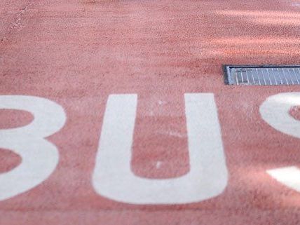 Auch Motorräder sollen in Zukunft auf Busspuren fahren dürfen.