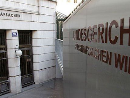 Erneut steht ein als Bankräuber verurteilter Mann vor dem Wiener Landesgericht Erneut steht ein als Bankräuber verurteilter Mann vor dem Wiener Landesgericht