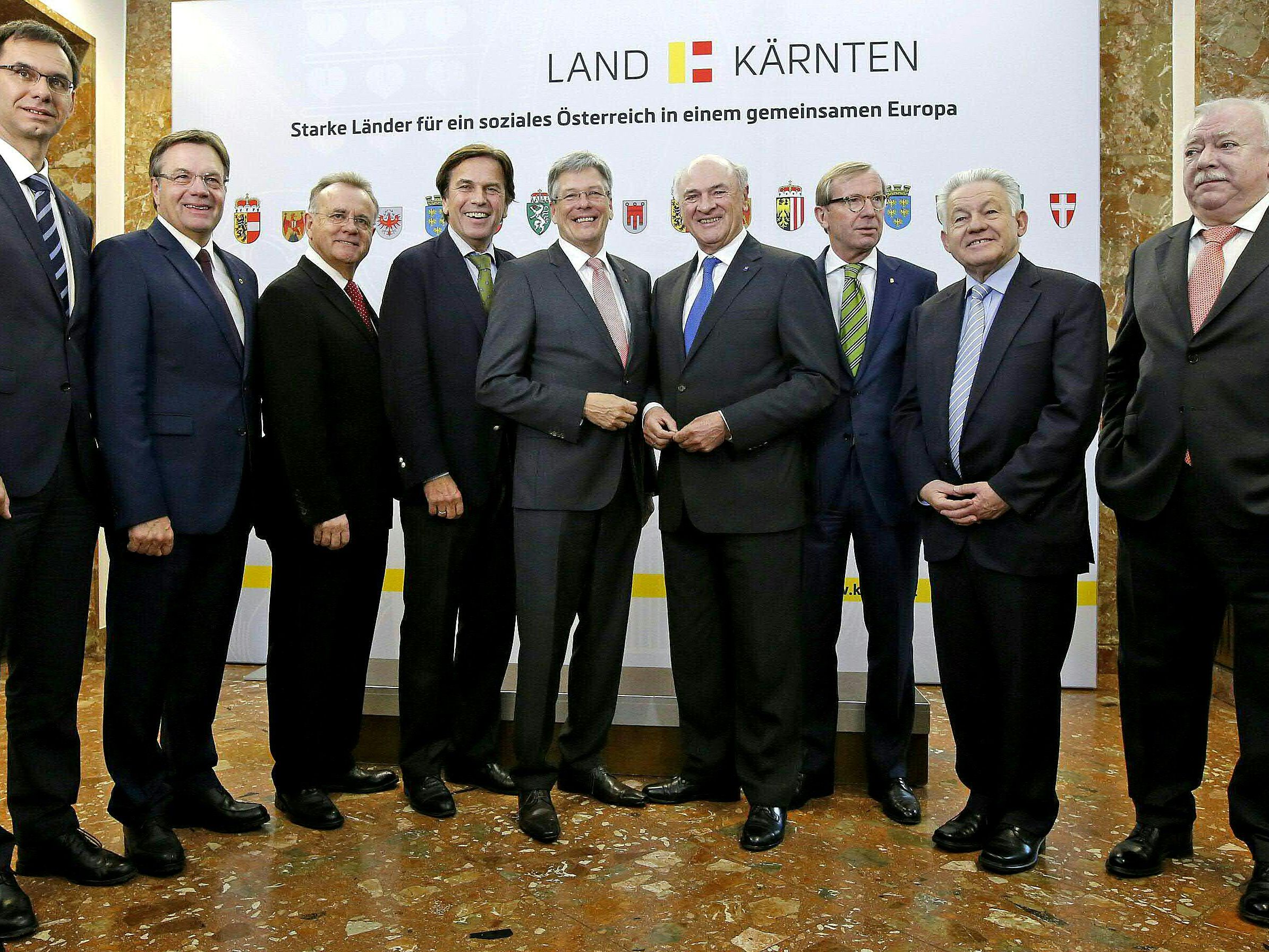 Die Landeshauptleute stellten auf der Konferenz die Weichen für die Verhandlungen mit dem Bund. Die Landeshauptleute stellten auf der Konferenz die Weichen für die Verhandlungen mit dem Bund.