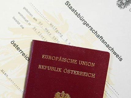 Heidrun Anschlag behält weiterhin ihren österreichischen Pass.
