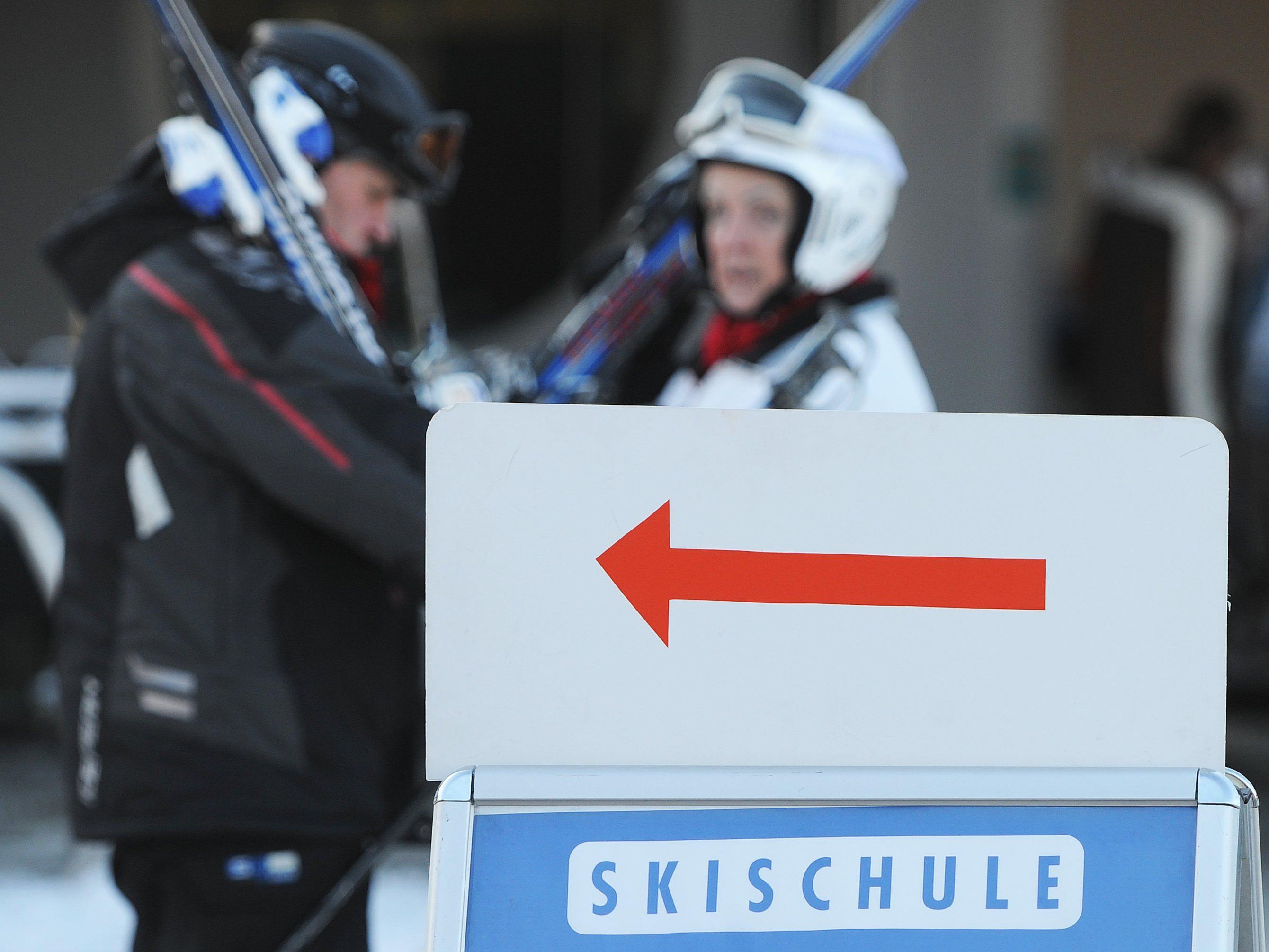 Salzburgs Skischulen wollen offensiv gegen schwarze Schafe vorgehen.