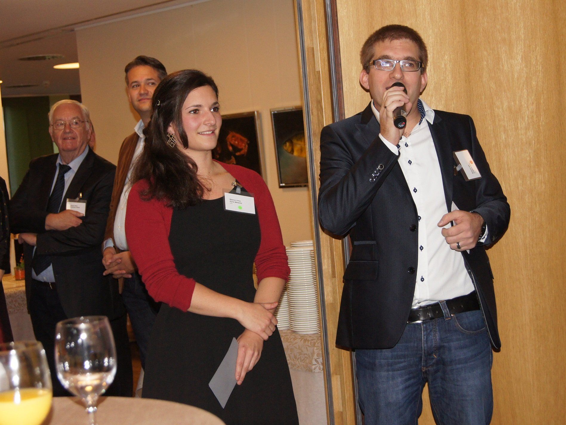 Melanie Zünd und Uwe Grabher führten durch ein unterhaltsames Familienfest. Melanie Zünd und Uwe Grabher führten durch ein unterhaltsames Familienfest.