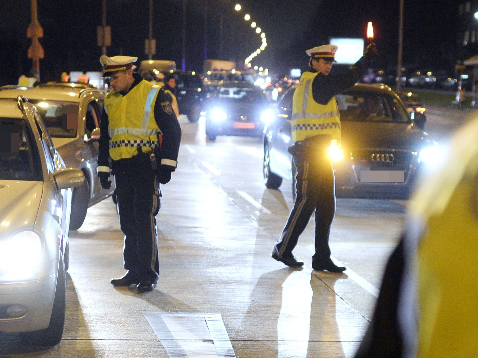 Mehr als 1.000 Anzeigen hagelte es bei Verkehrskontrollen in der Vorweihnachtszeit in Wien.