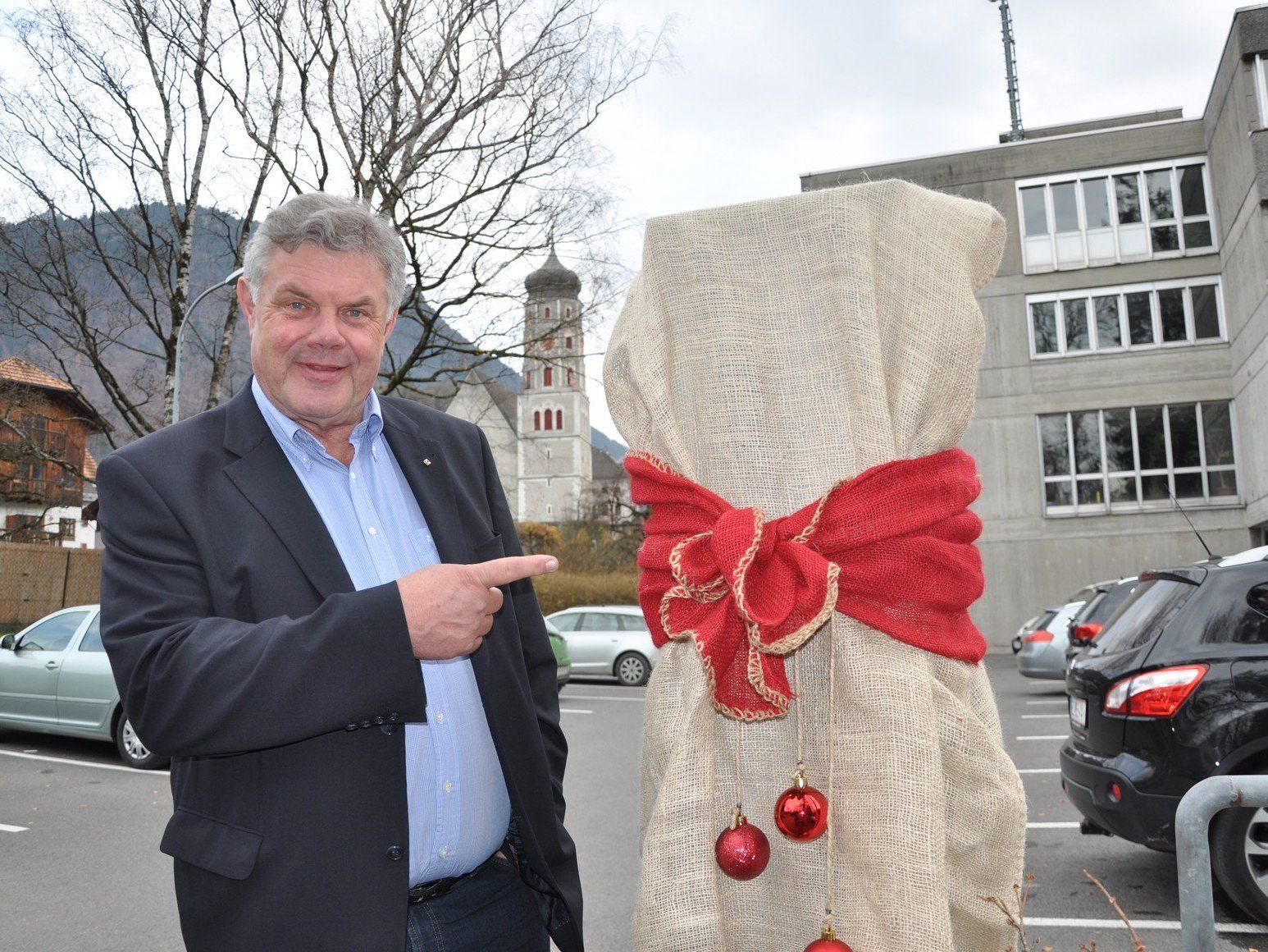 Ab 28. November 2014 werden ab Freitagmittag und an den Samstagen vor Weihnachten keine Parkgebühren eingehoben. Ab 28. November 2014 werden ab Freitagmittag und an den Samstagen vor Weihnachten keine Parkgebühren eingehoben.