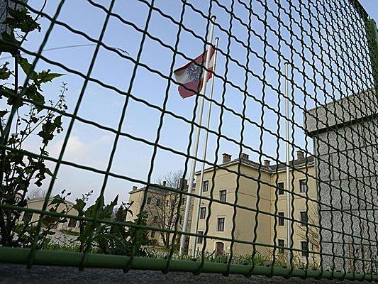 Die Magdeburg-Kaserne in Klosterneuburg wurde von Flüchtlingen bezogen Die Magdeburg-Kaserne in Klosterneuburg wurde von Flüchtlingen bezogen