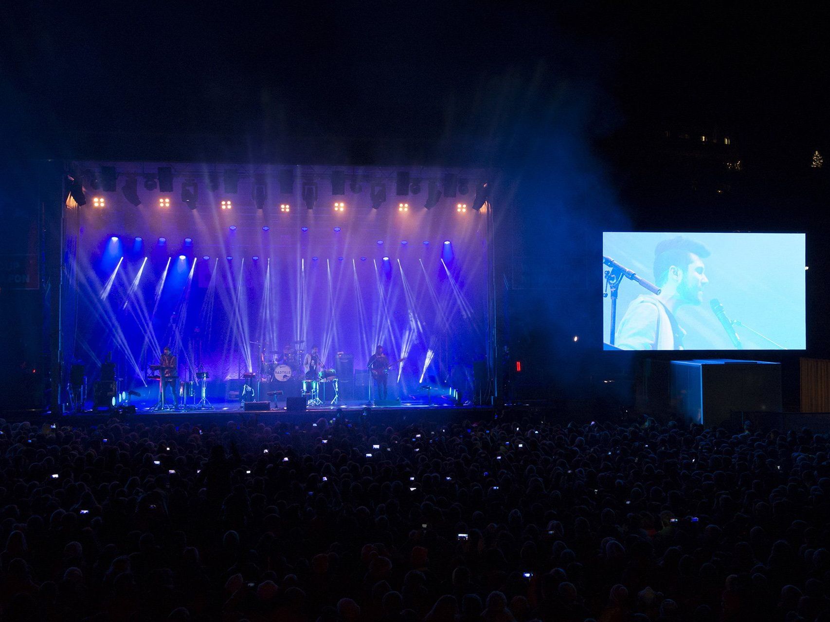 4500 Zuschauer beim Bastille Konzert im Montafon 4500 Zuschauer beim Bastille Konzert im Montafon
