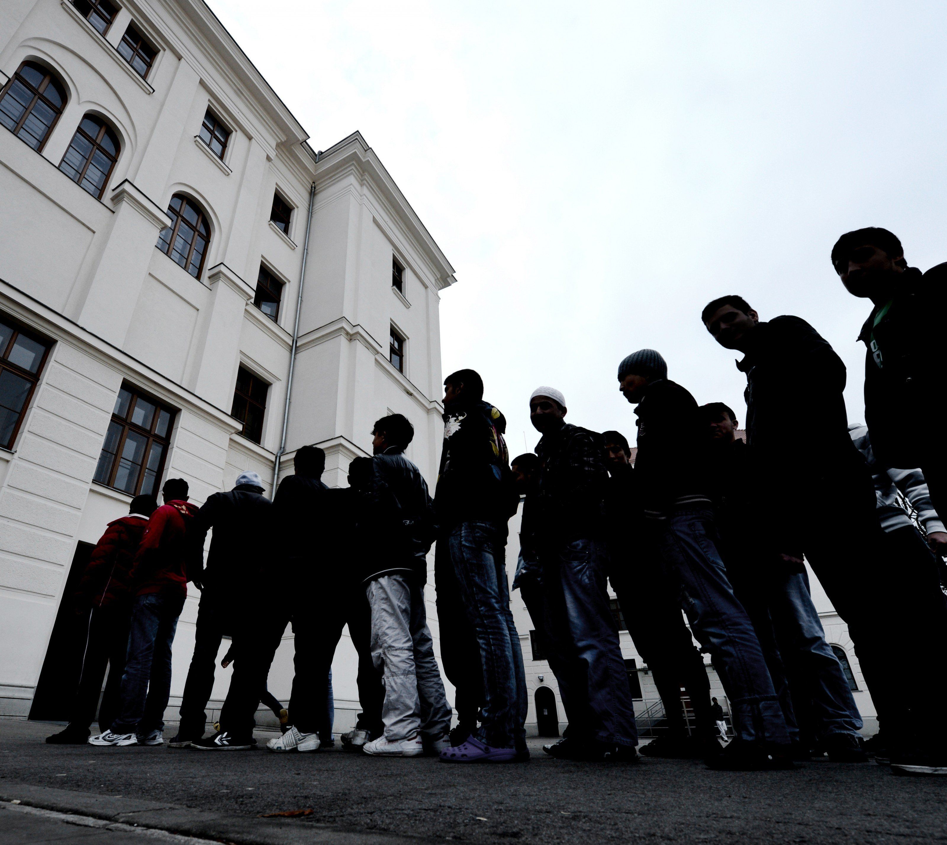 Asyl: Im Innenministerium beharrt man darauf, dass es 2.500 Notplätze braucht Asyl: Im Innenministerium beharrt man darauf, dass es 2.500 Notplätze braucht