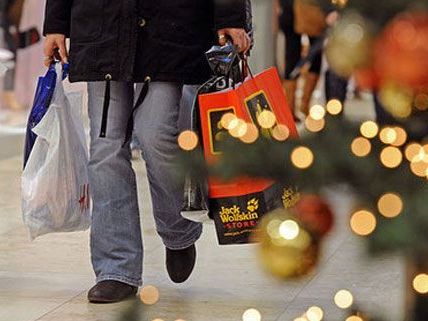 In den Wiener Einkaufszentren wird derzeit fleißig geshoppt In den Wiener Einkaufszentren wird derzeit fleißig geshoppt