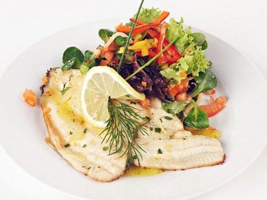 Rezepttipp des Tages: Scholle auf warmem Salat. Rezepttipp des Tages: Scholle auf warmem Salat.