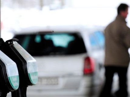 Nach dem missglückten Überfall auf eine Tankstelle wurde der verhidnerte Täter erschossen Nach dem missglückten Überfall auf eine Tankstelle wurde der verhidnerte Täter erschossen