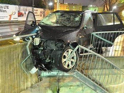 Schwerer Verkehrsunfall in Wien-Döbling.