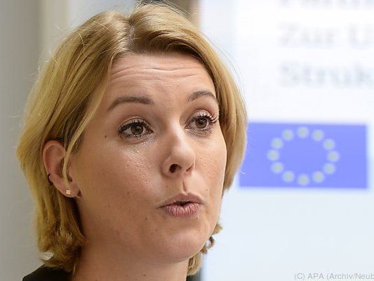 Staatssekretärin Sonja Steßl für Gespräche offen Staatssekretärin Sonja Steßl für Gespräche offen