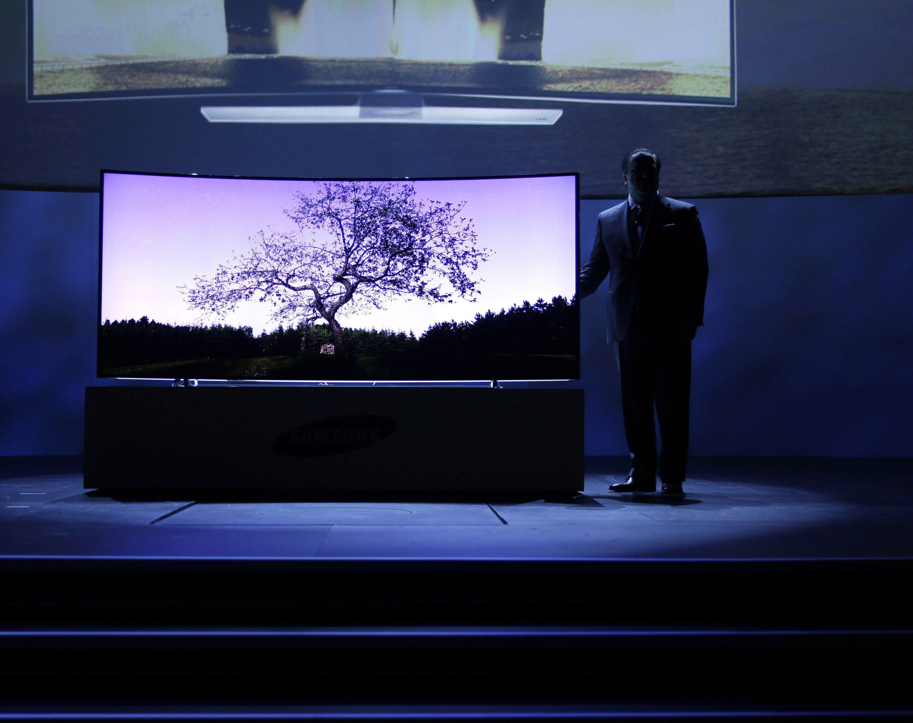 Bei der Technikmesse CES werden auch die neuesten TV-Geräte präsentiert. Bei der Technikmesse CES werden auch die neuesten TV-Geräte präsentiert.