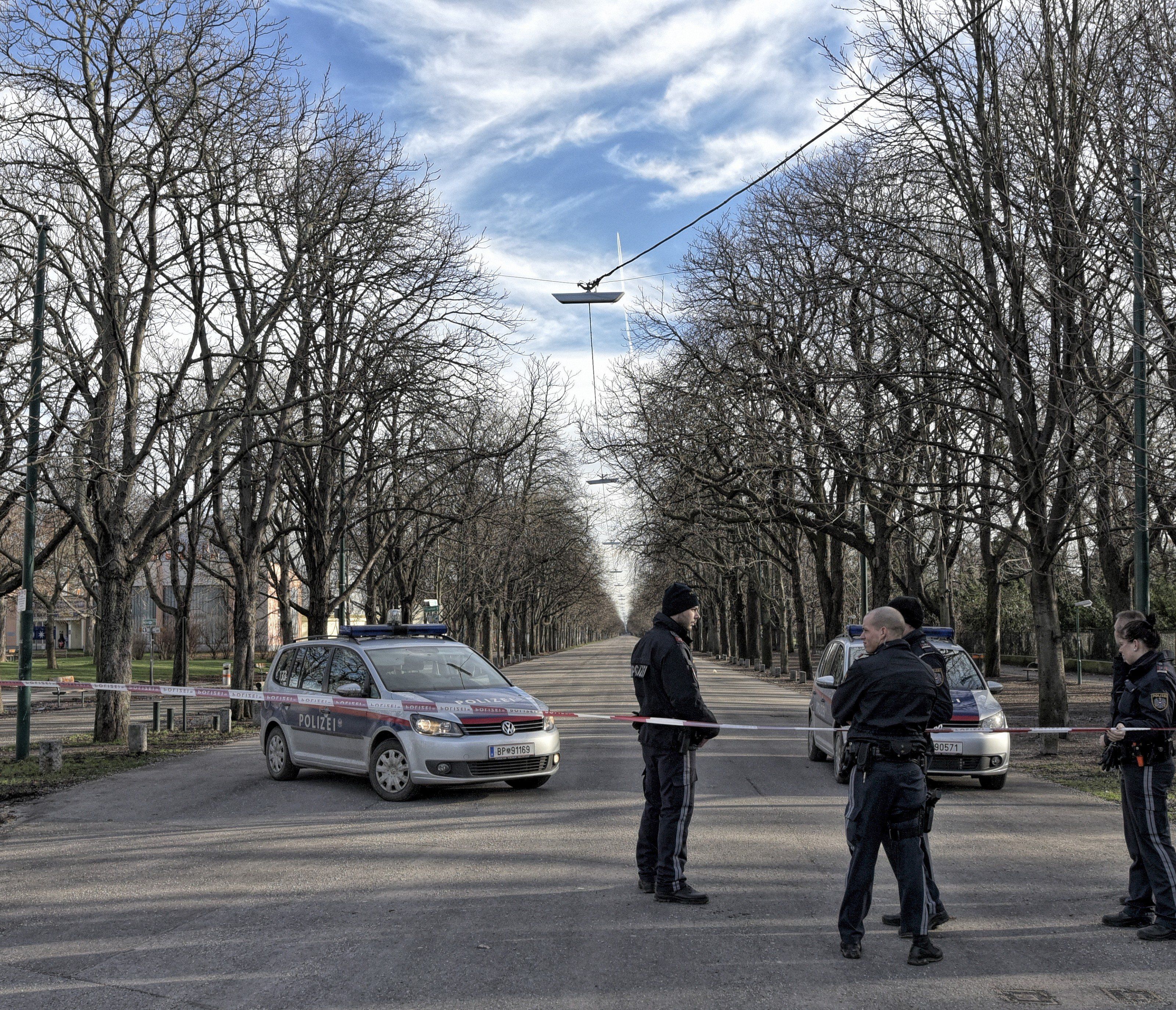 Die prater Hauptallee bleibt nach dem Sturm weiterhin gesperrt.