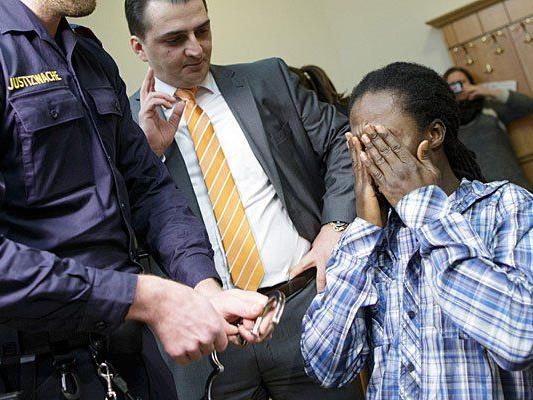 Der angebliche Heiratsschwindler in Wien beim Prozess