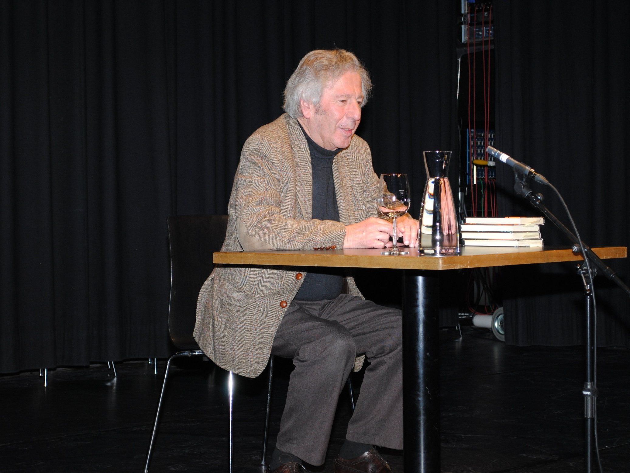 Alfred Komarek begeisterte seine Krimifans Alfred Komarek begeisterte seine Krimifans