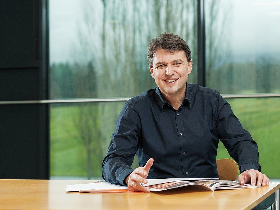 Bürgermeister Kurt Fischer präsentiert sein Team für die Gemeindewahl am 15. März Bürgermeister Kurt Fischer präsentiert sein Team für die Gemeindewahl am 15. März