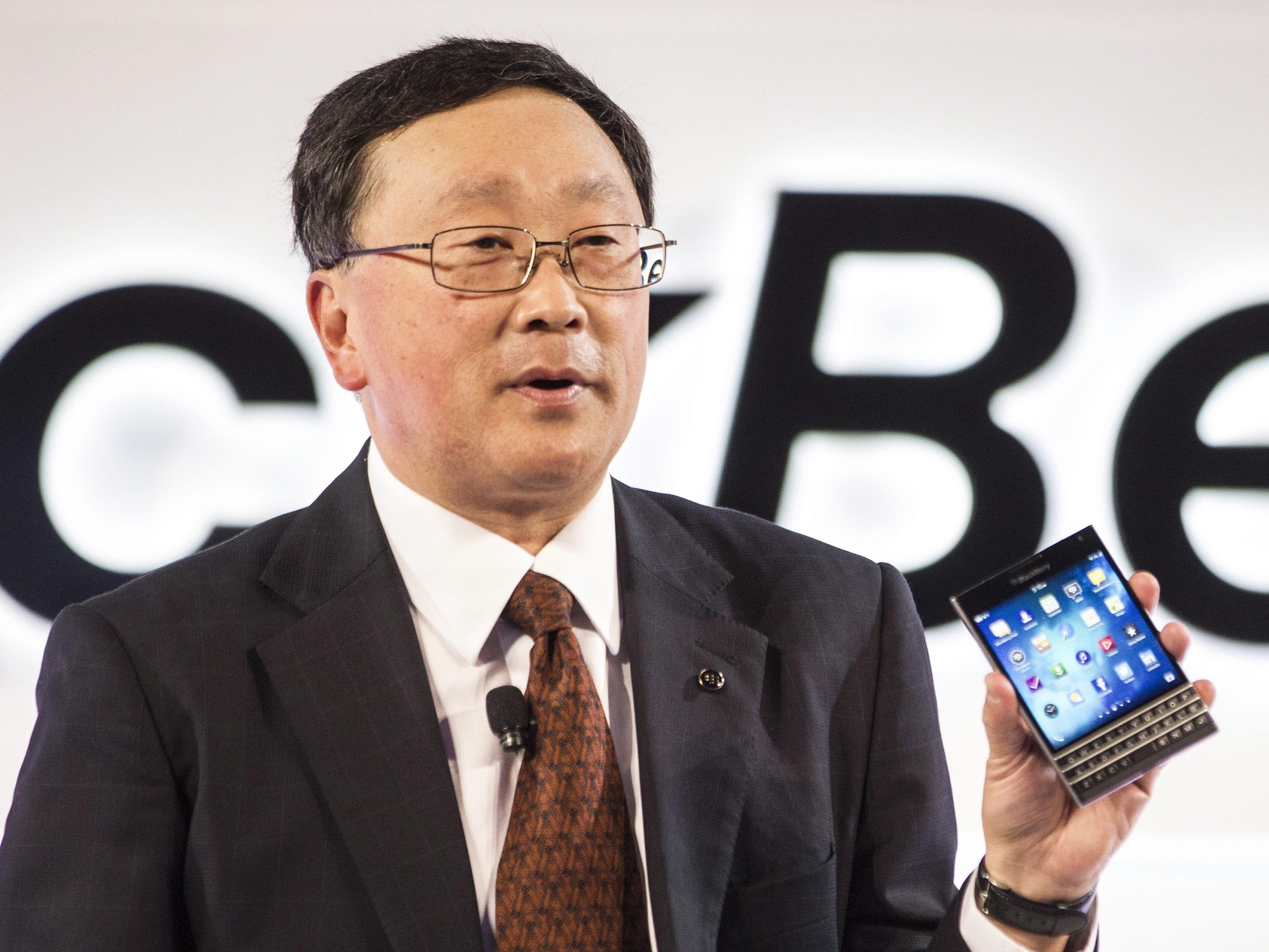 "Und ich?" - Blackberry-Chef John Chen will mehr Apps für seine Geräte, notfalls per Gesetz.