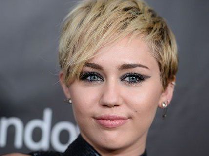 Miley Cyrus will den "nächsten logischen Schritt" gehen. Miley Cyrus will den "nächsten logischen Schritt" gehen.