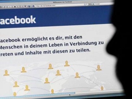 Weil er Rechtsradikales auf Facebook postete, landete ein Mann in NÖ vor Gericht Weil er Rechtsradikales auf Facebook postete, landete ein Mann in NÖ vor Gericht