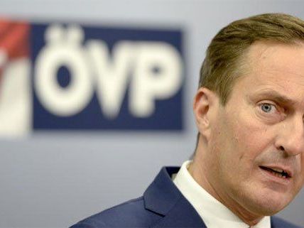 Massive Kritik der ÖVP an Rot-Grün. Massive Kritik der ÖVP an Rot-Grün.