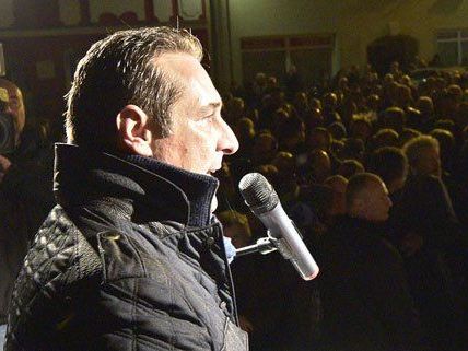 An der Pegida-Demo in Wien nimmt Strache nicht teil. An der Pegida-Demo in Wien nimmt Strache nicht teil.