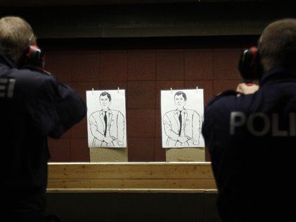 Drei Personen wurden bei dem Einsatztraining der Polizei verletzt. Drei Personen wurden bei dem Einsatztraining der Polizei verletzt.