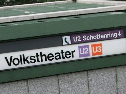Der Mann ist in einem Aufzug in der Wiener U-Bahn-Station Volkstheater gestorben. Der Mann ist in einem Aufzug in der Wiener U-Bahn-Station Volkstheater gestorben.