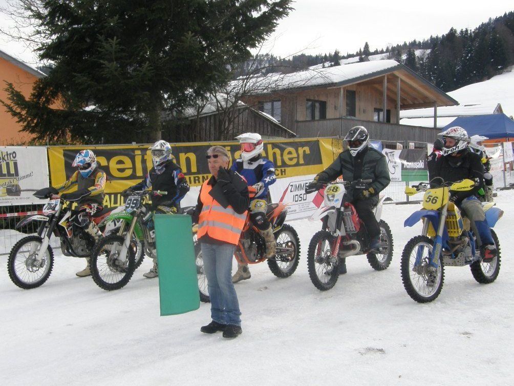 Rennleiter Christian Flatz hatte alles im Griff. Rennleiter Christian Flatz hatte alles im Griff.