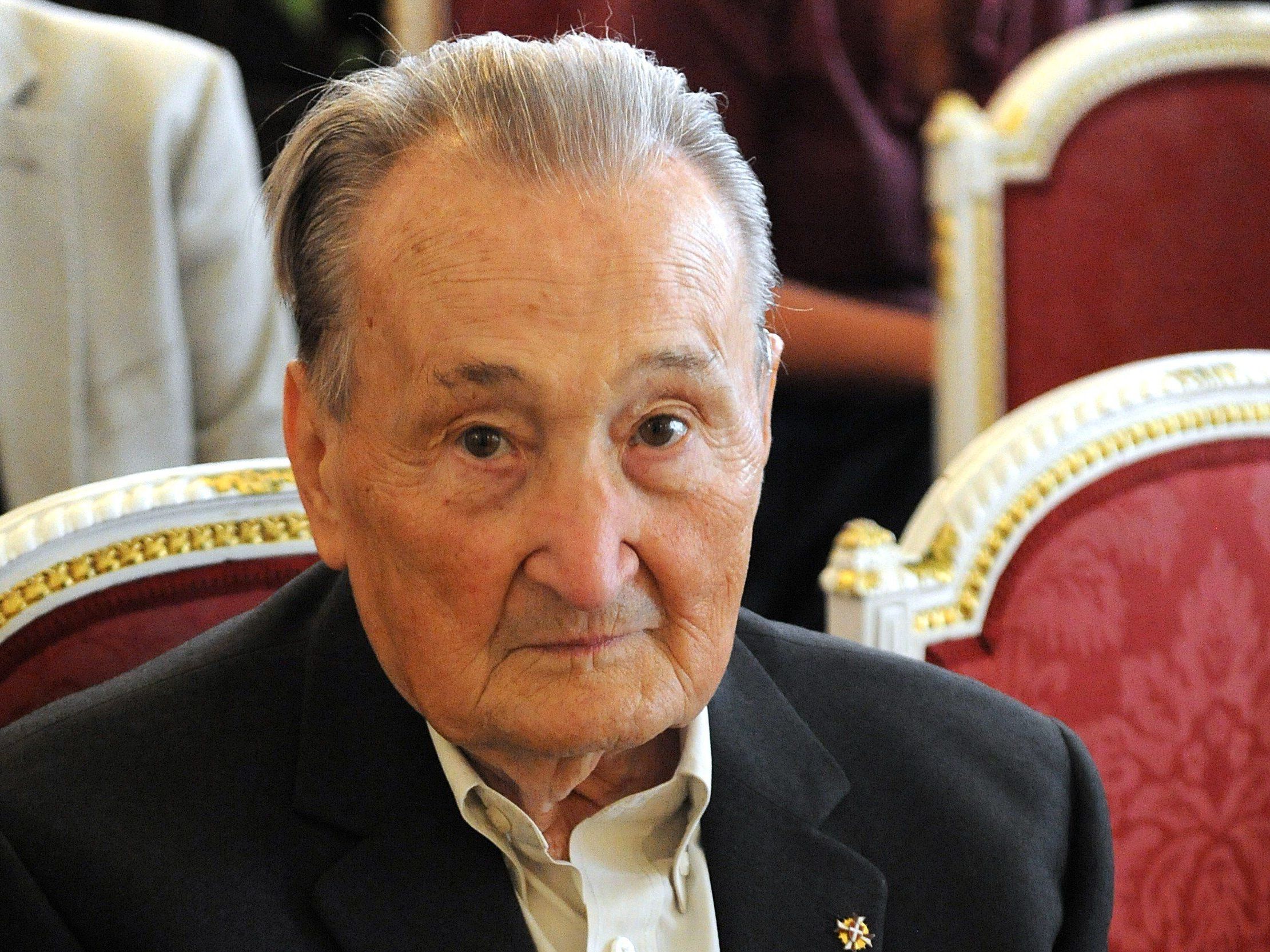 Friedrich Zawrel, einstiges Spiegelgrund-Opfer, starb mit 85 Jahren. Friedrich Zawrel, einstiges Spiegelgrund-Opfer, starb mit 85 Jahren.