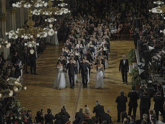 Immer sehr stimmungsvoll: der Wiener Polizeiball Immer sehr stimmungsvoll: der Wiener Polizeiball