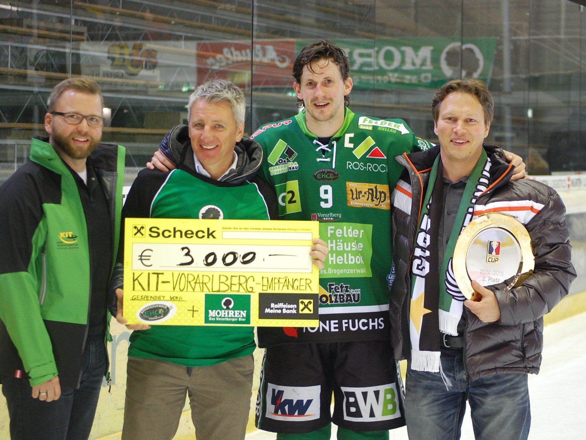 Wälder spenden 3000 Euro und werden zweiter im Ö-Cup. Wälder spenden 3000 Euro und werden zweiter im Ö-Cup.