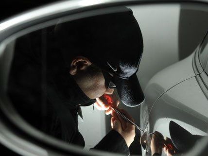 Ein Autodieb wurde nach mehreren Delikten gefasst Ein Autodieb wurde nach mehreren Delikten gefasst
