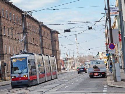 Auf der Linie 62 gab es am Mittwoch einen schweren Unfall. Auf der Linie 62 gab es am Mittwoch einen schweren Unfall.