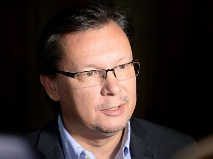 Derzeit laufen Ermittlungen gegen Norbert Darabos. Derzeit laufen Ermittlungen gegen Norbert Darabos.