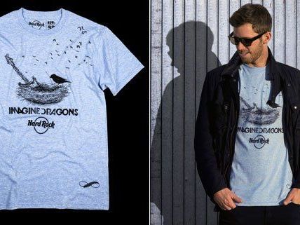 So sieht das T-Shirt aus, das die Band designt hat. So sieht das T-Shirt aus, das die Band designt hat.